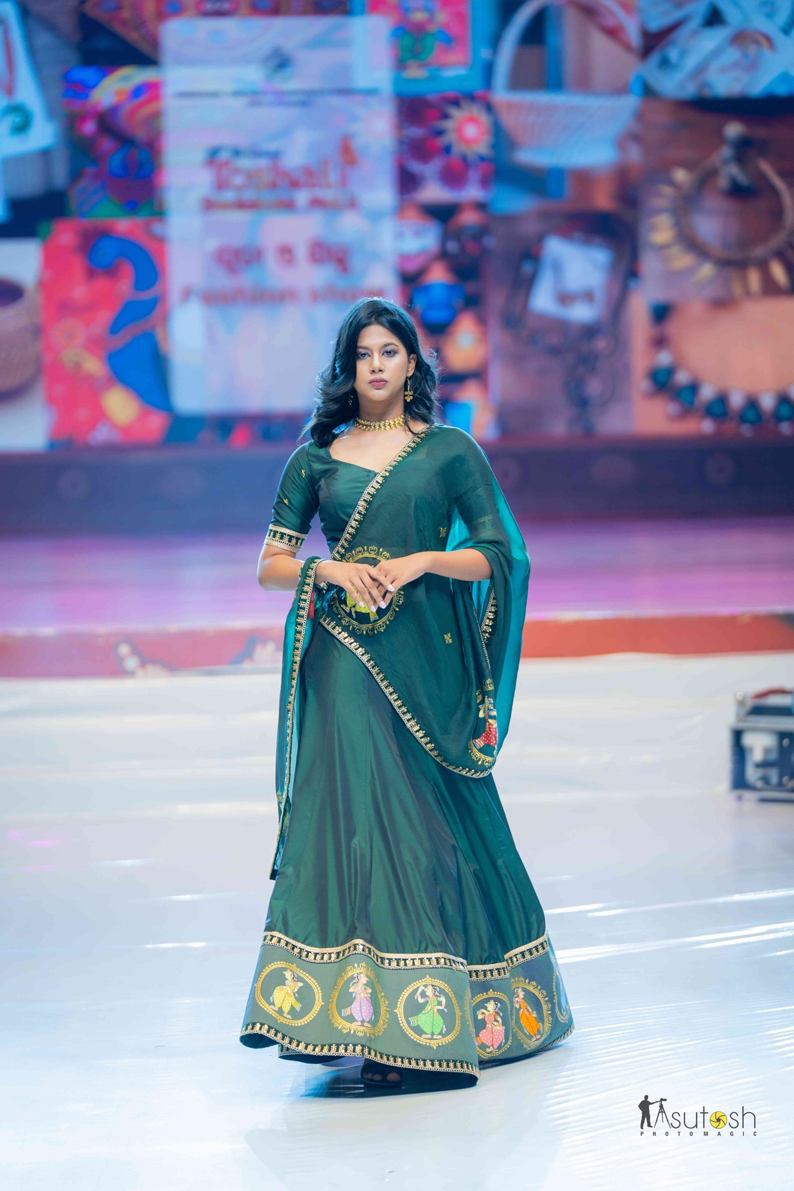 Suta O Silpa Look 1
