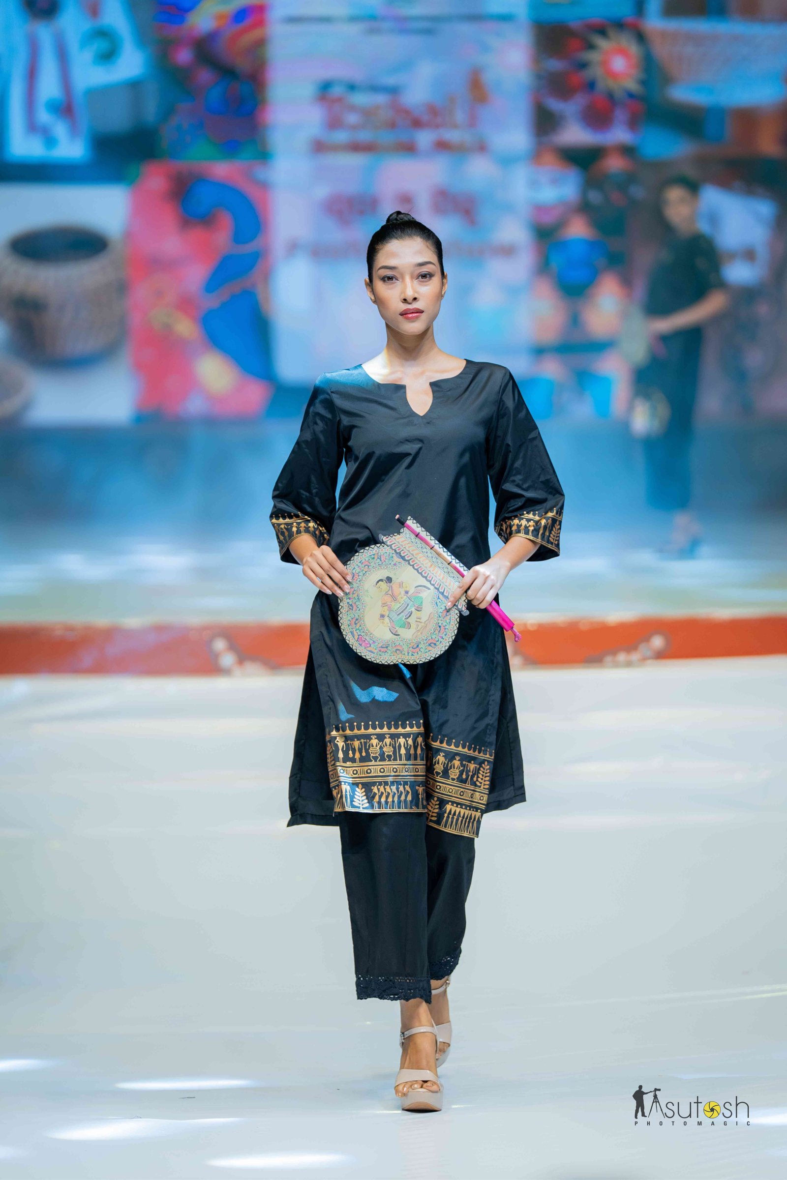 Suta O Silpa Look 5